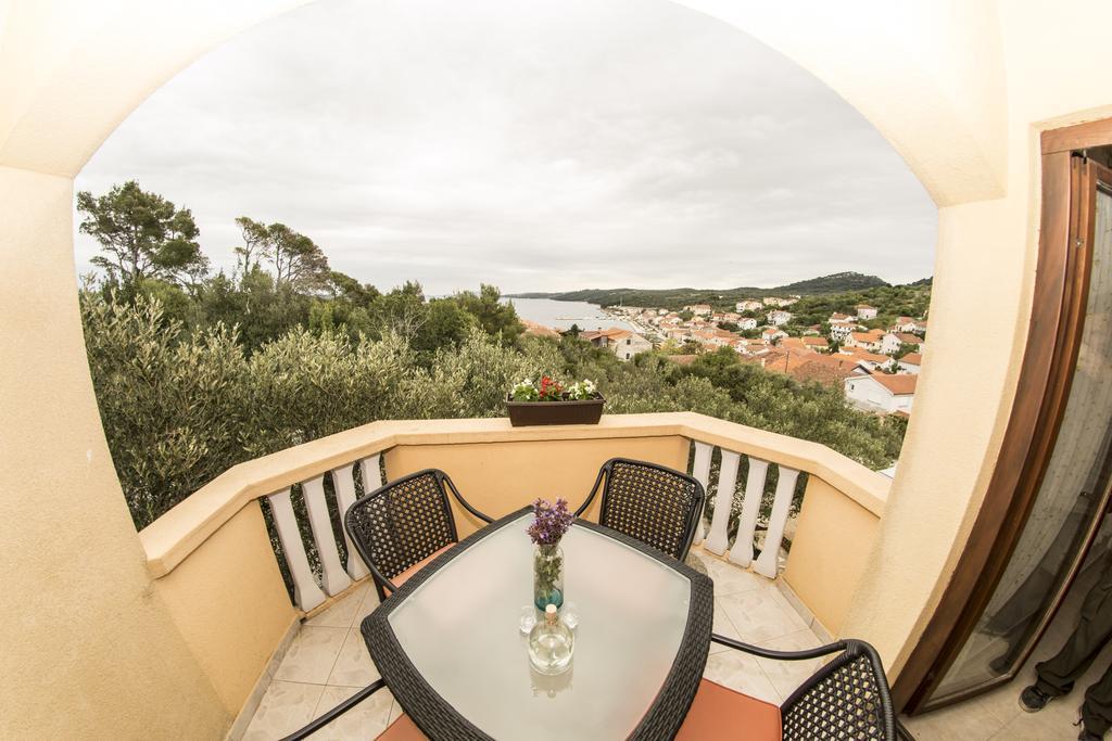 House Lucija Apartment Сали Екстериор снимка